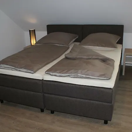 Zimmervermietung Reichert 3* Lage (Lippe)